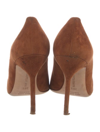 Manolo Blahnik Suede Pumps