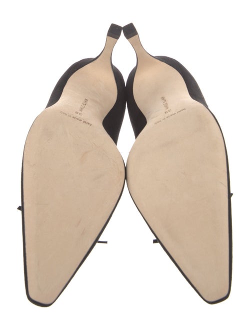 Manolo Blahnik Suede Bow Accents Pumps