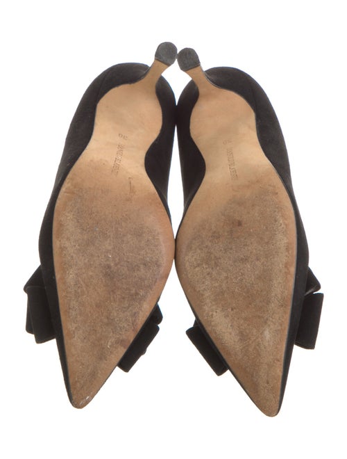 Manolo Blahnik Suede Bow Accents Pumps
