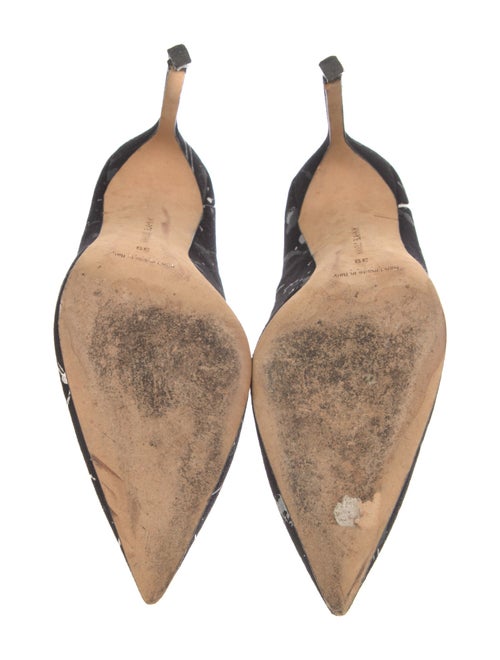 Manolo Blahnik Printed Pumps