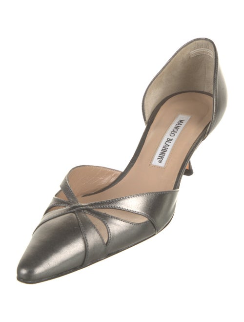 Manolo Blahnik Leather Cutout Accent D'Orsay Pumps