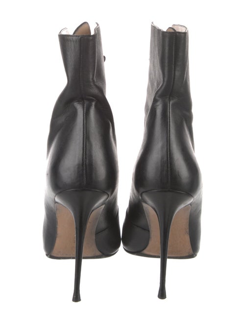 Manolo Blahnik Leather Lace-Up Boots
