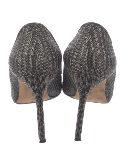 Manolo Blahnik Pumps