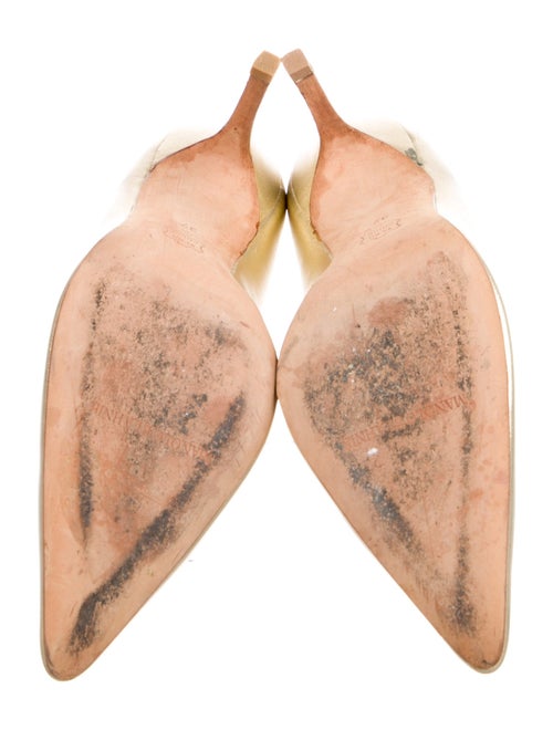 Manolo Blahnik Leather Pumps