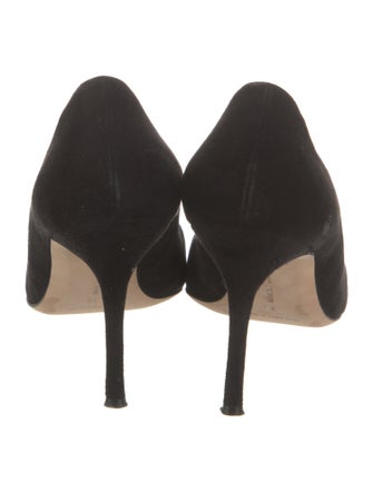 Manolo Blahnik Suede Pumps