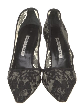 Manolo Blahnik Lace Lace Pattern Pumps