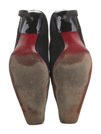 Moschino Suede Printed Pumps