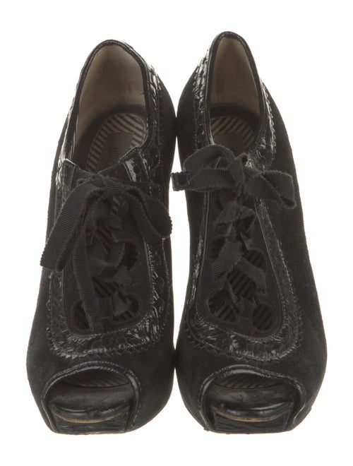 Moschino Suede Pumps