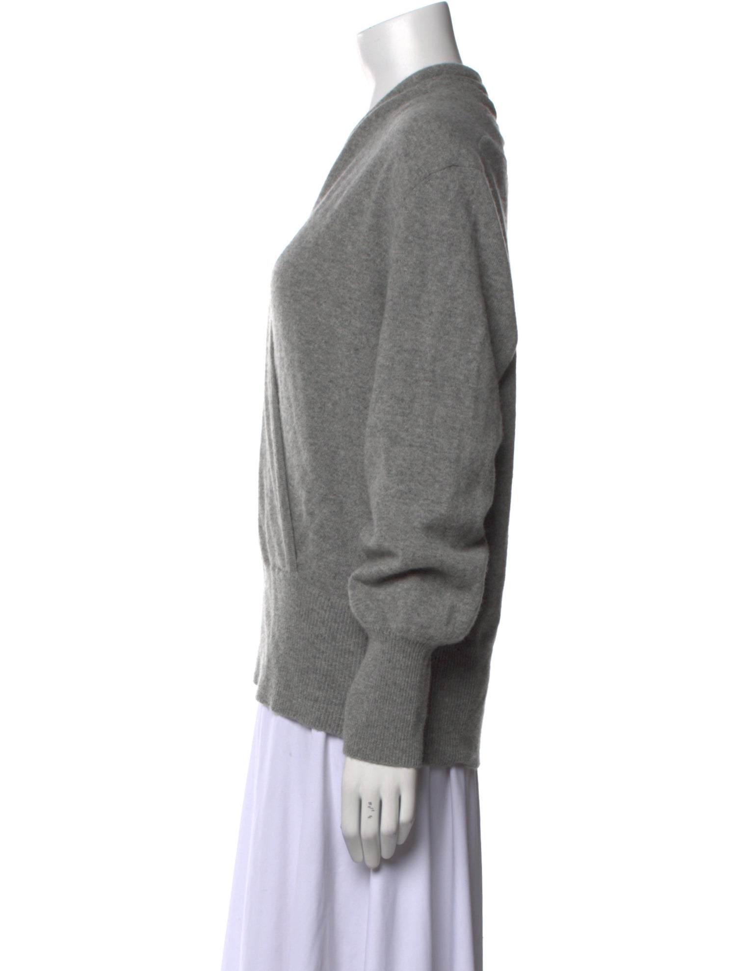 Mainbocher Cashmere V-Neck Sweater