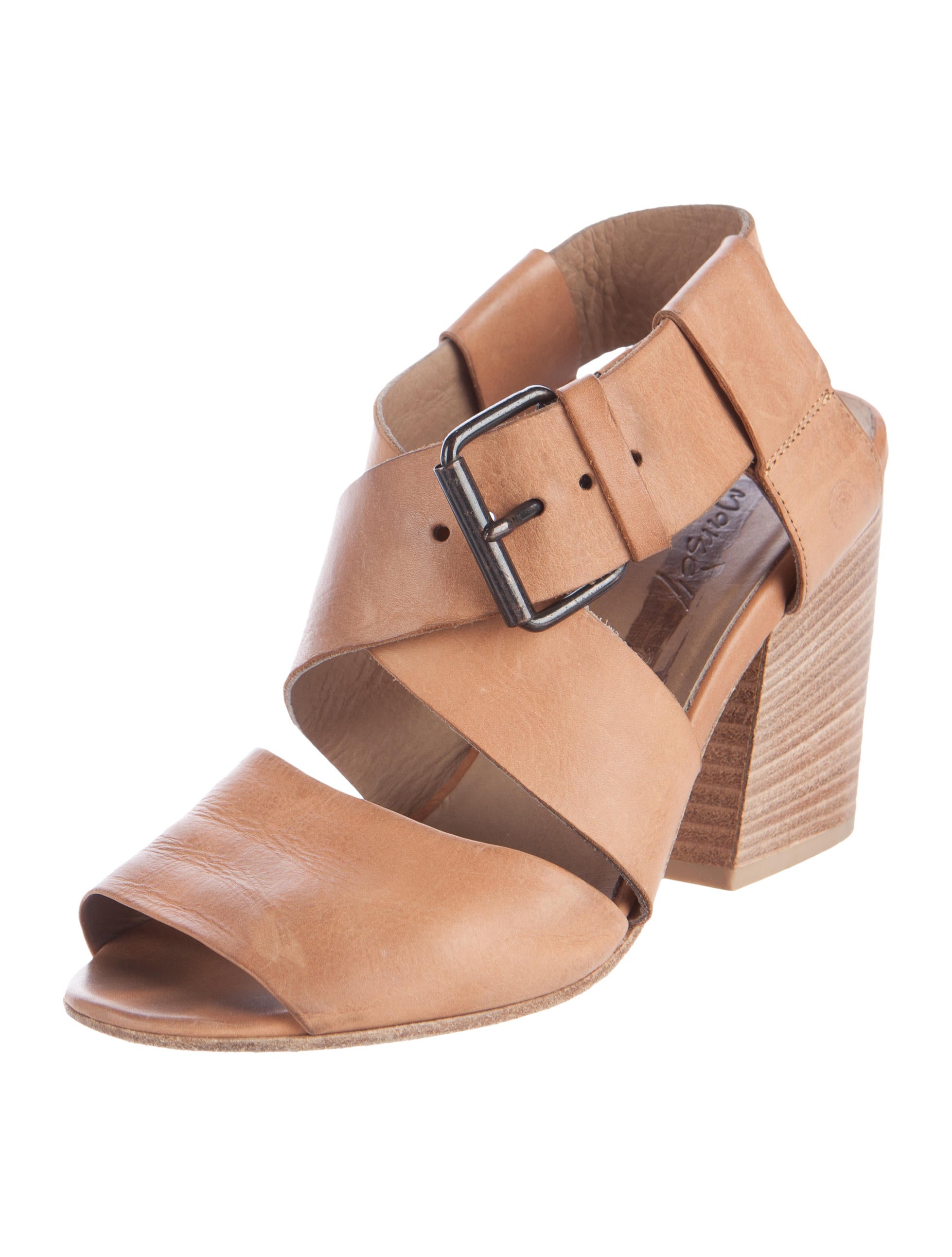 LOUIS VUITTON Calfskin Monogram Ocean Drive Flat Sandals 39 140009