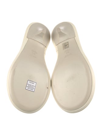 Marester Leather Slides