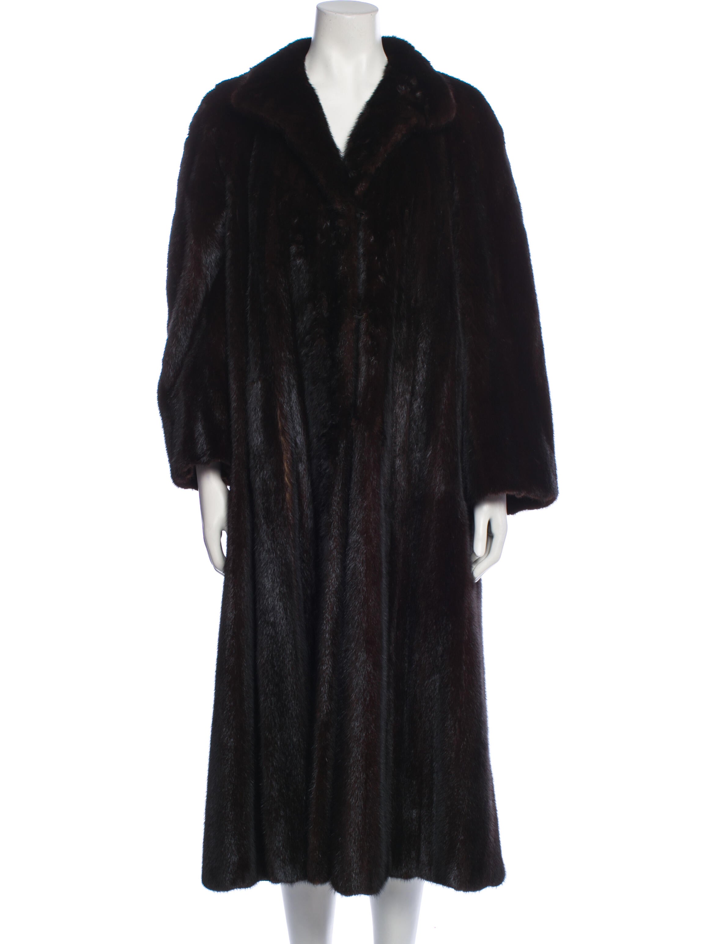 Carter Pewterschmidt's Fur Coat: A Family Guy Fan Favorite