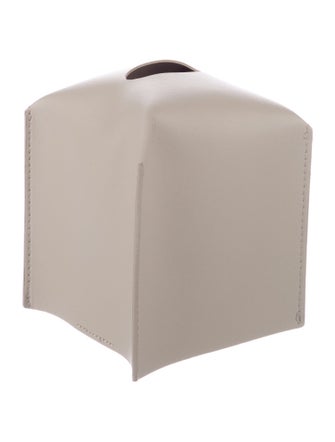 Nicole Sassaman tissue box