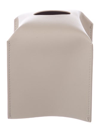 Nicole Sassaman tissue box