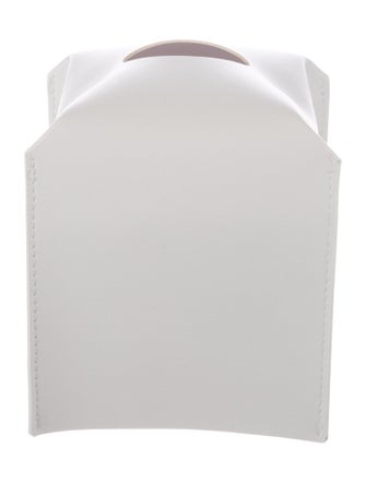 Nicole Sassaman tissue box