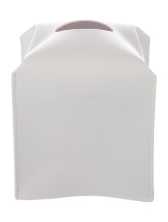 Nicole Sassaman tissue box