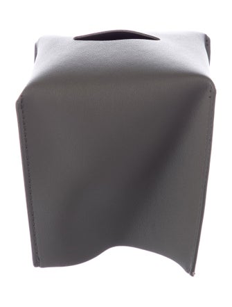 Nicole Sassaman tissue box