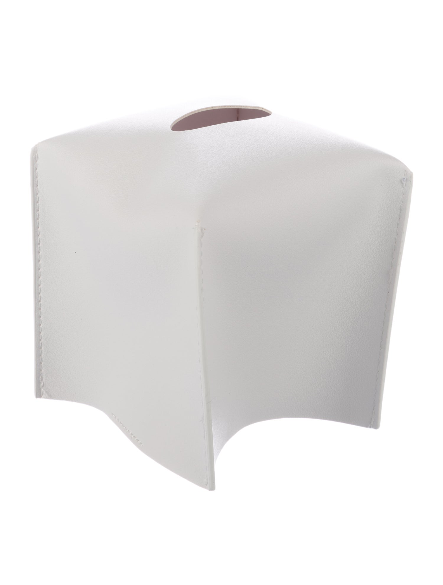 Nicole Sassaman tissue box