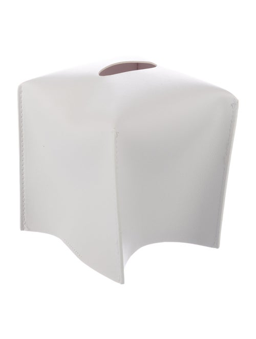 Nicole Sassaman tissue box