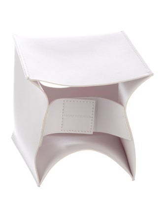 Nicole Sassaman tissue box