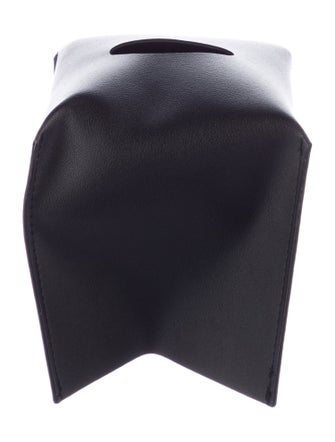 Nicole Sassaman tissue box