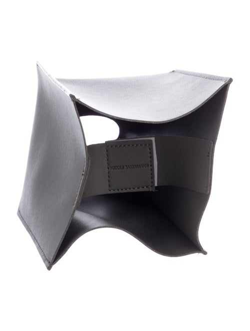 Nicole Sassaman tissue box