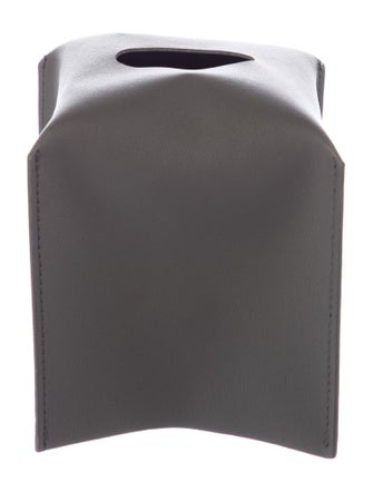 Nicole Sassaman tissue box