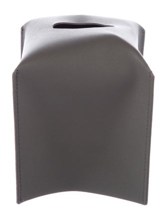 Nicole Sassaman tissue box