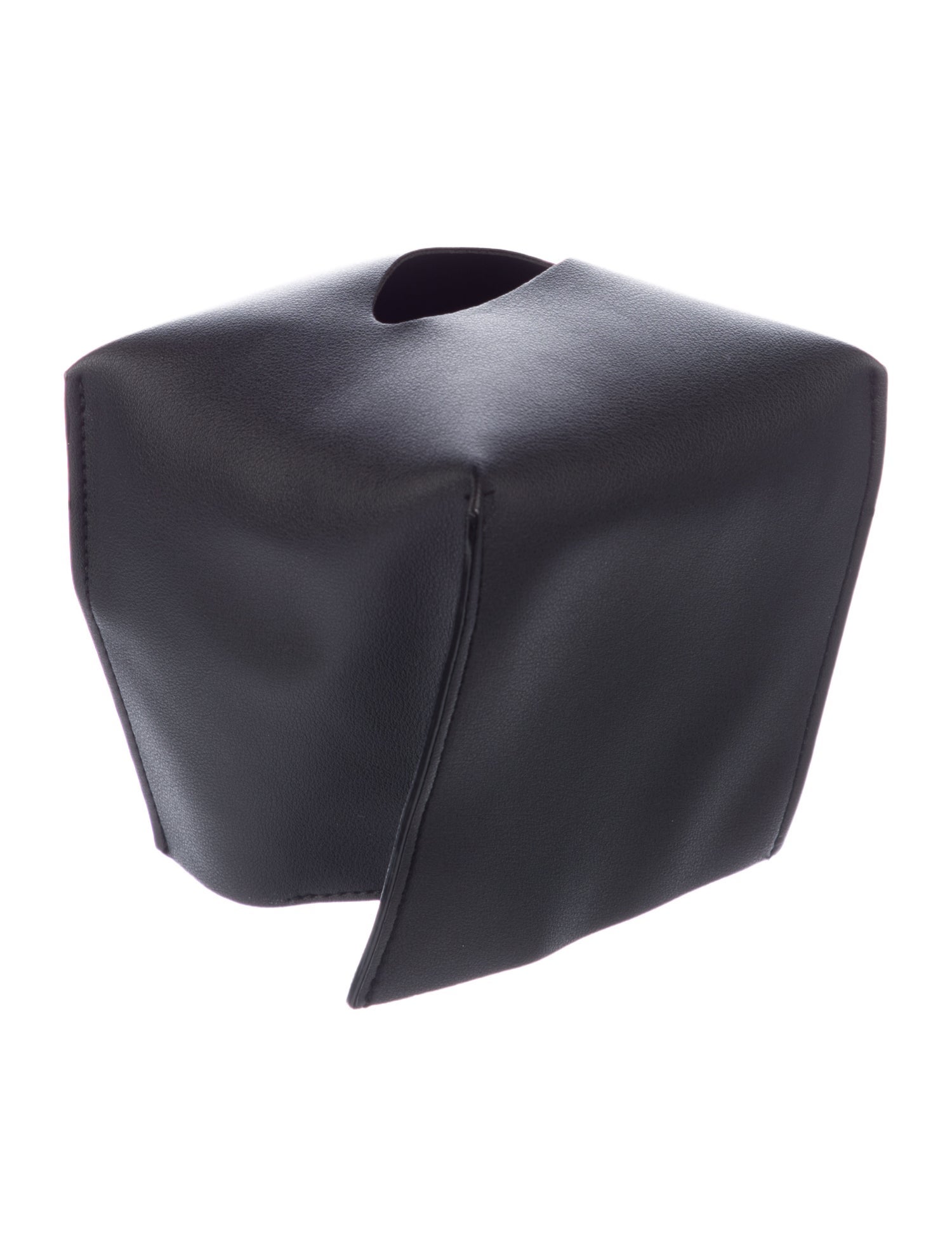 Nicole Sassaman tissue box