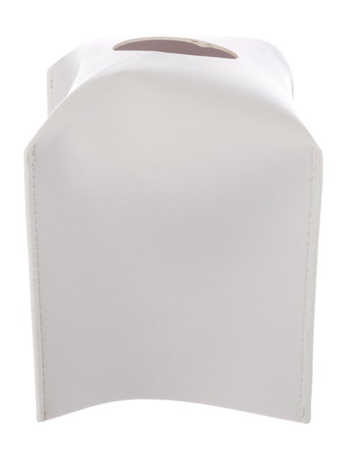 Nicole Sassaman tissue box