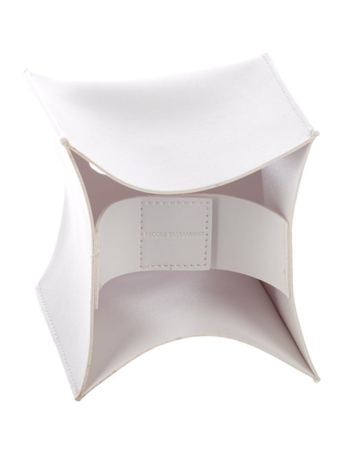 Nicole Sassaman tissue box