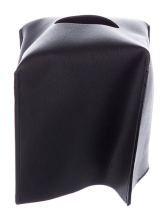 Nicole Sassaman tissue box