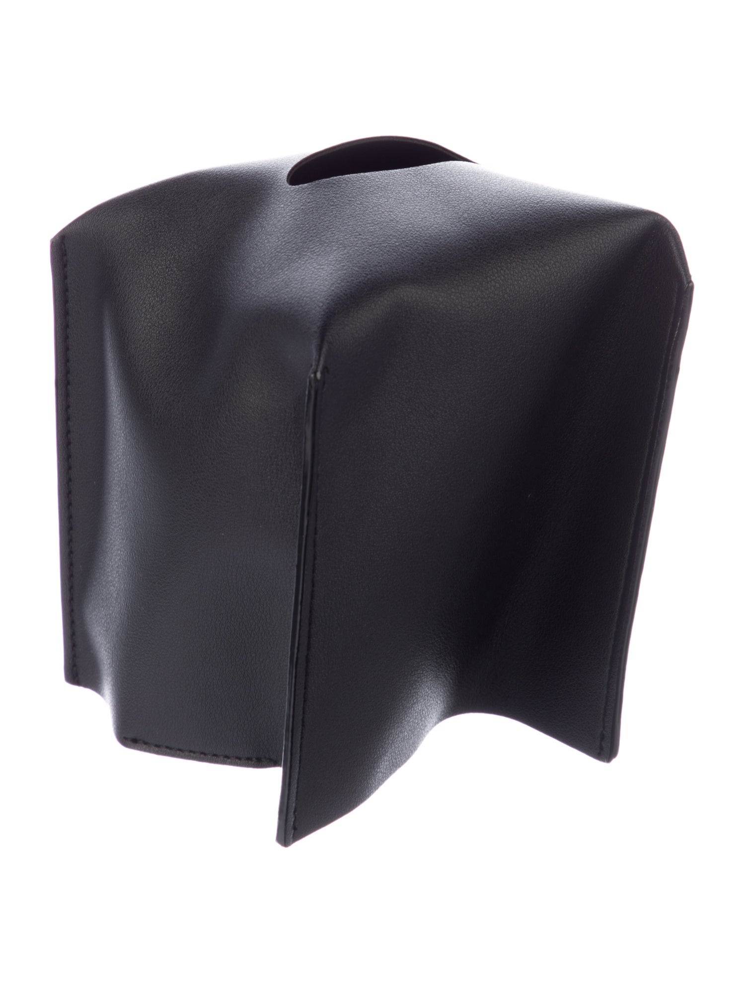 Nicole Sassaman tissue box