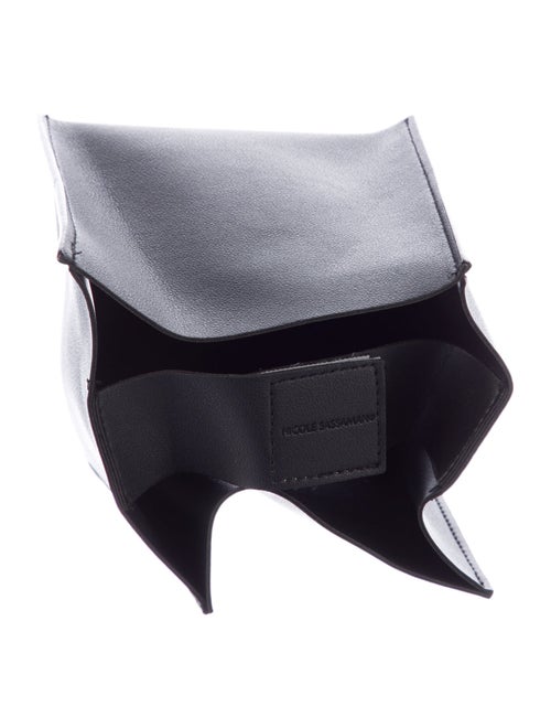 Nicole Sassaman tissue box