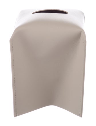 Nicole Sassaman tissue box