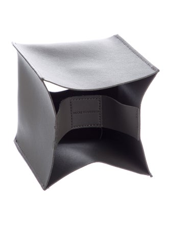 Nicole Sassaman grey tissue box