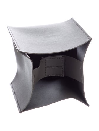 Nicole Sassaman grey tissue box