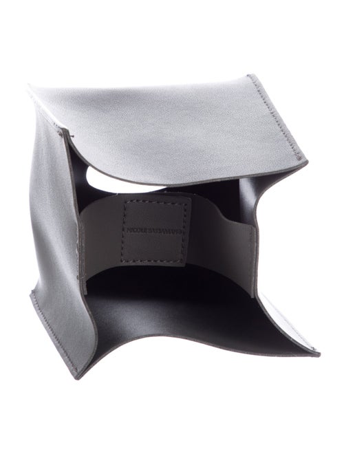 Nicole Sassaman tissue box