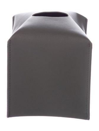 Nicole Sassaman tissue box