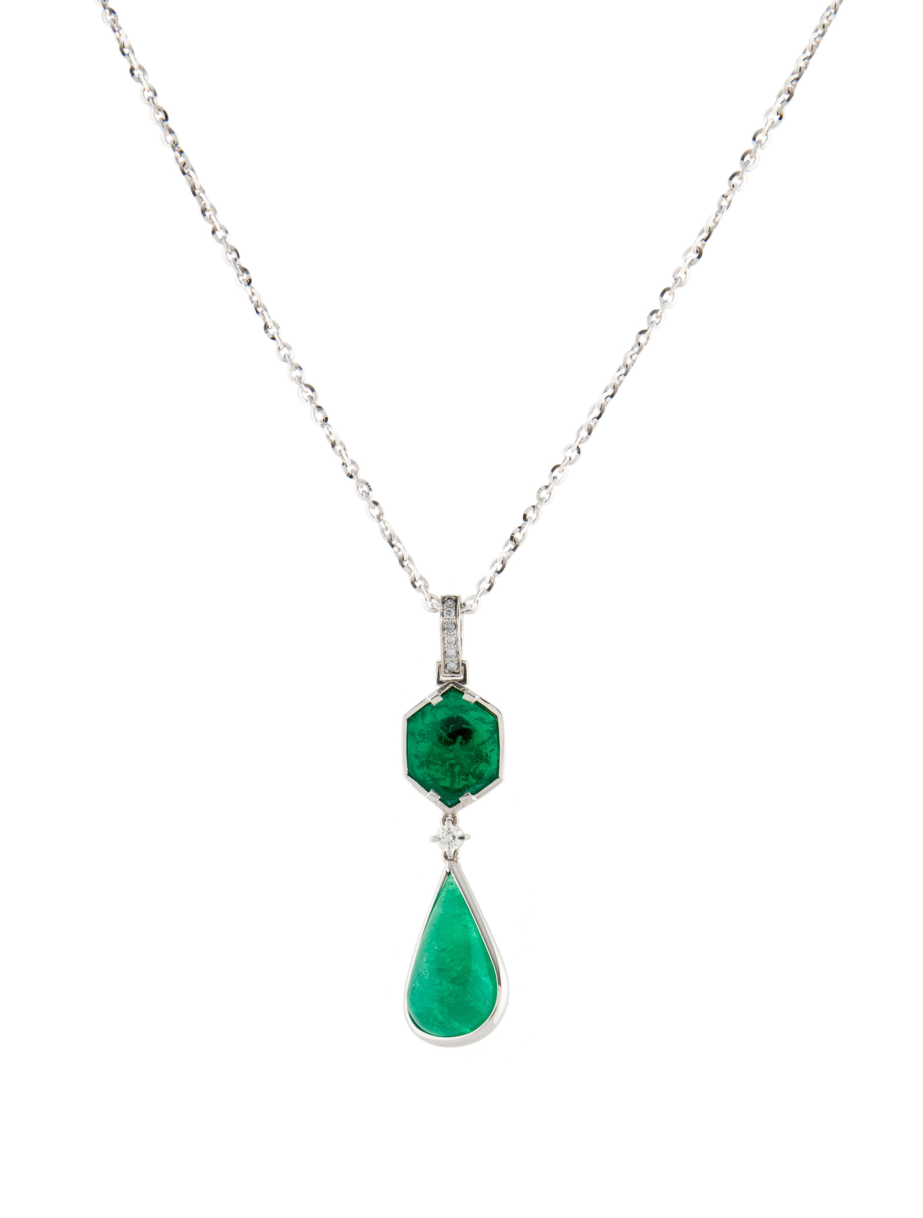 Necklace 18K Emerald & Diamond Pendant Necklace