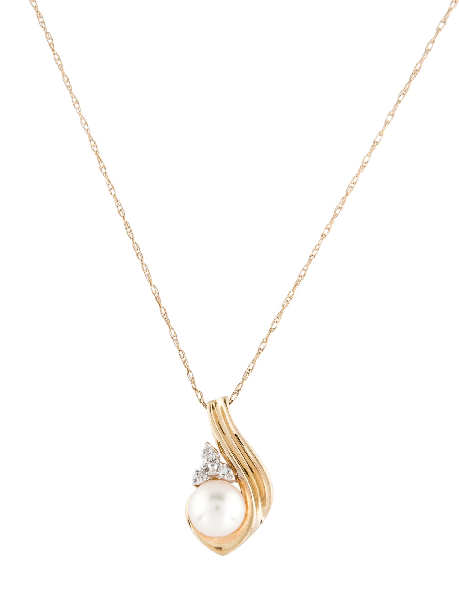 Necklace 14K Pearl & Diamond Pendant Necklace