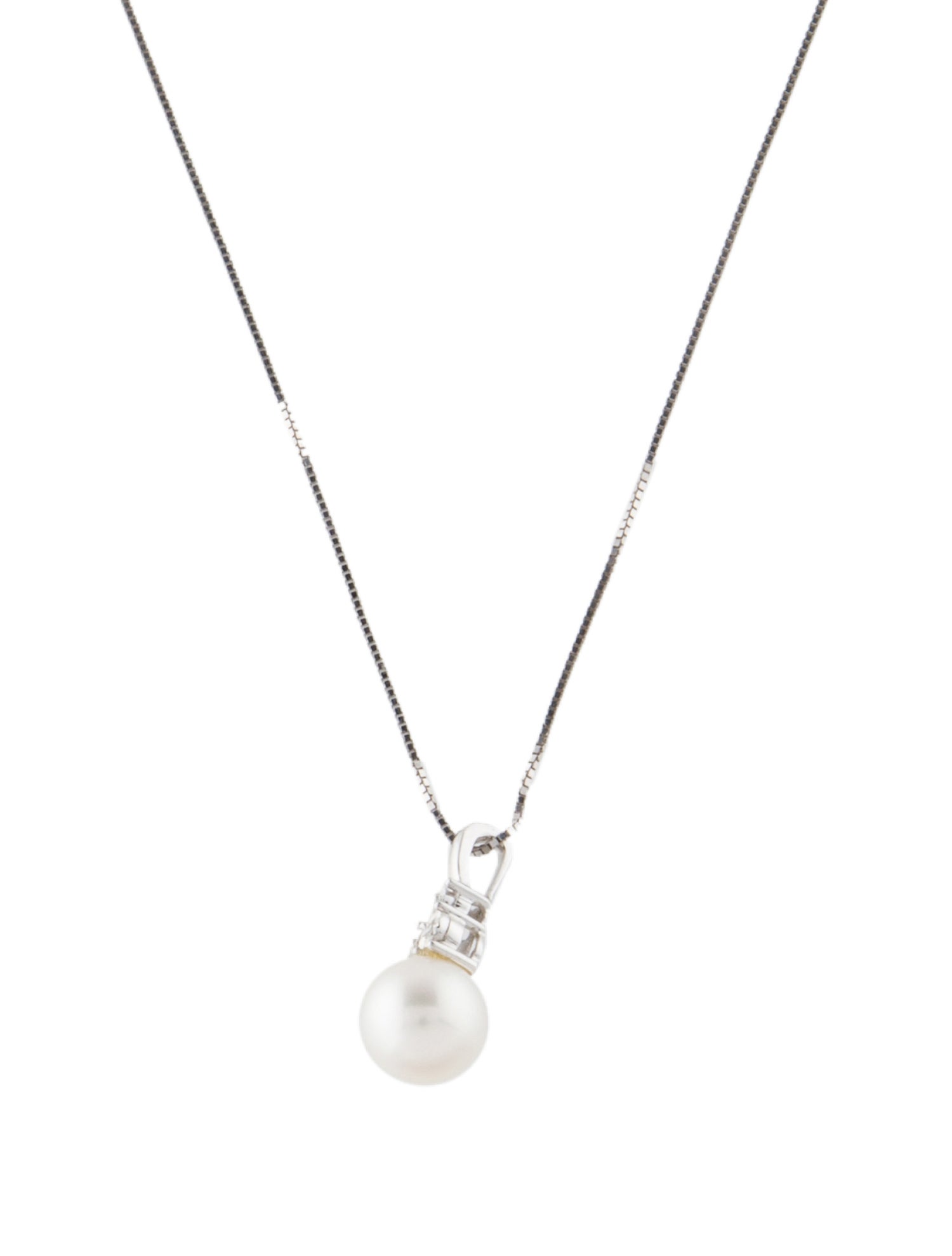 Necklace 14K Pearl & Diamond Pendant Necklace