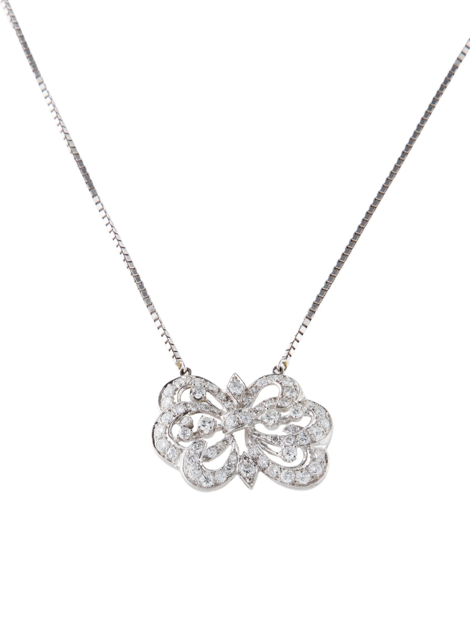Necklace 1.81ctw Diamond Flower Pendant