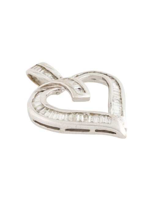 Necklace 10K Diamond Heart Pendant