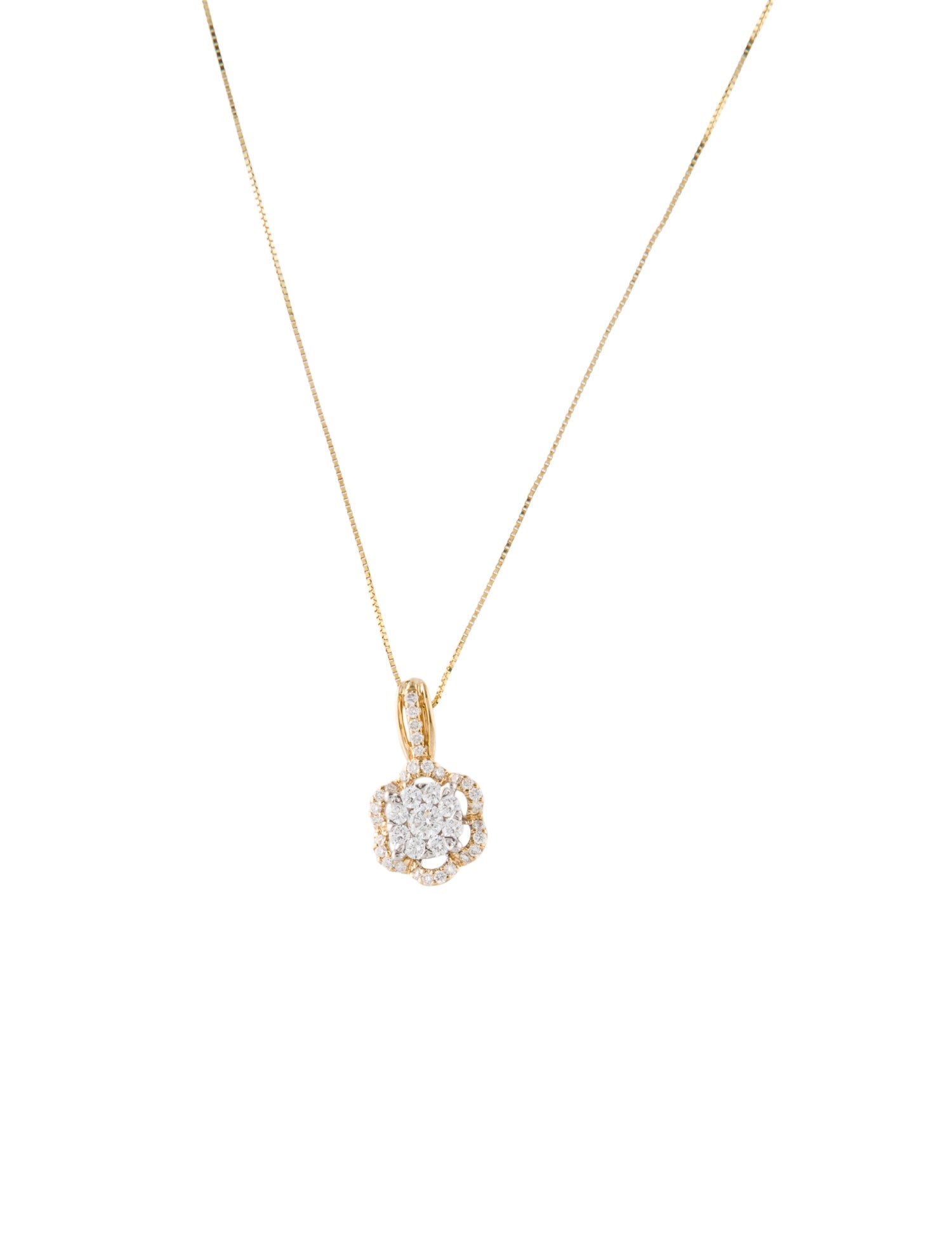 Necklace 14K Diamond Pavé Flower Pendant Necklace