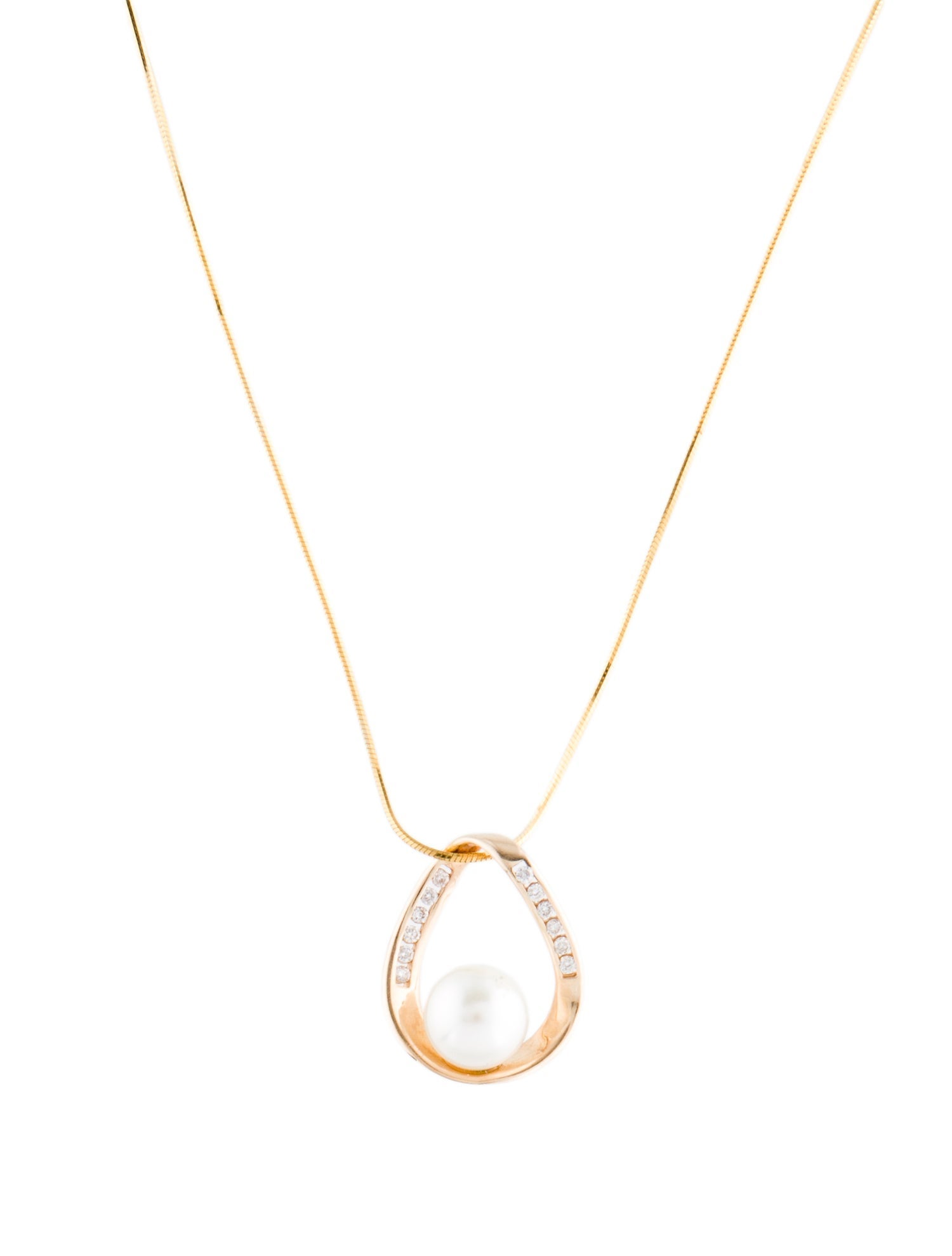 Necklace 14K Pearl & Diamond Pendant