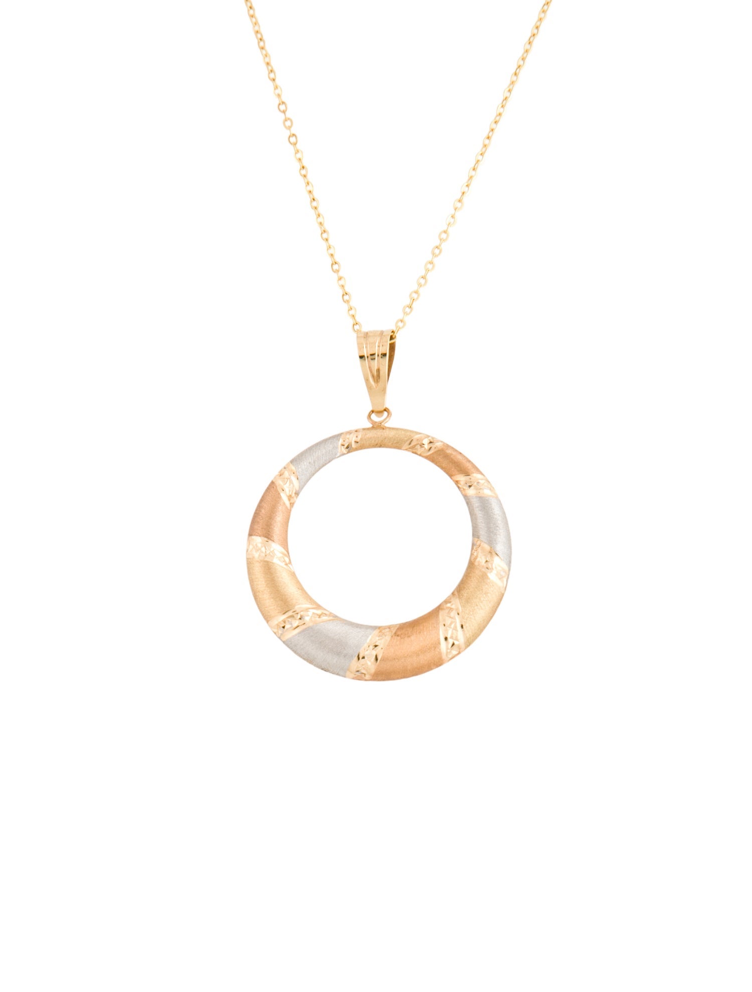 Necklace 14K Graduated Circle Pendant Necklace