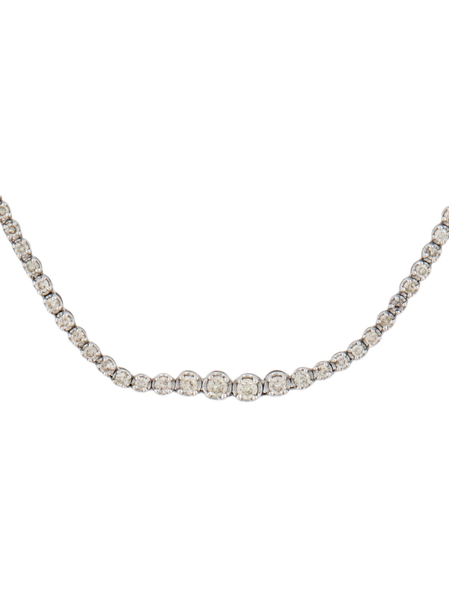 Necklace 18K 1.97ctw Graduated Diamond Necklace