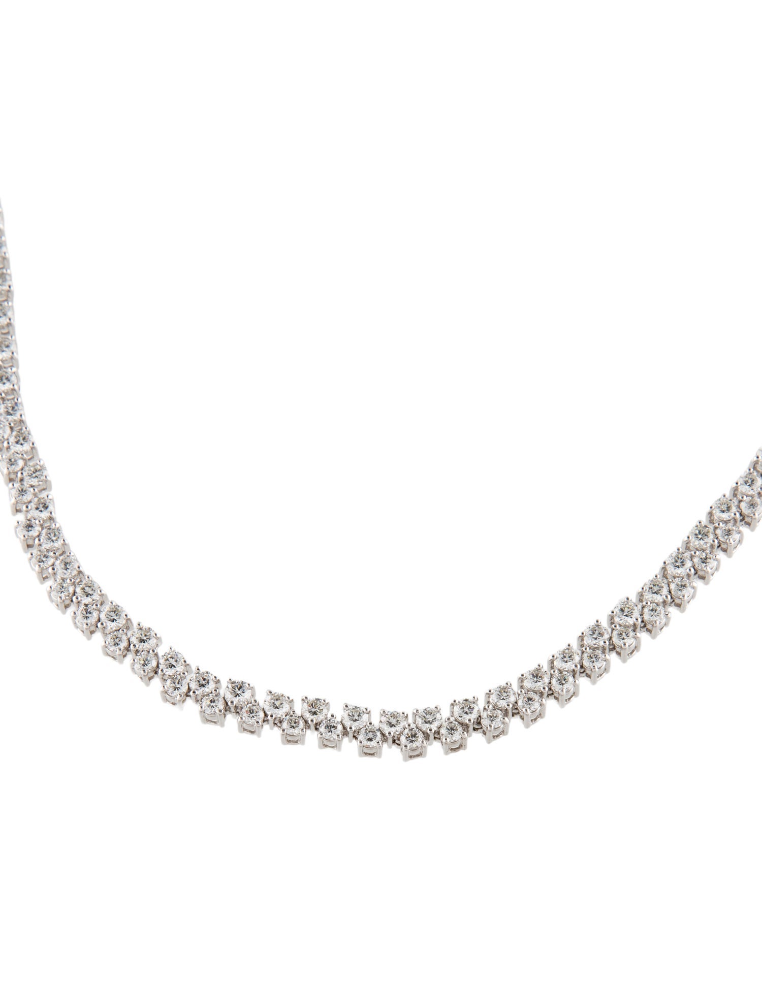 Necklace 18K 13.34ctw Diamond Graduated Tennis Choker