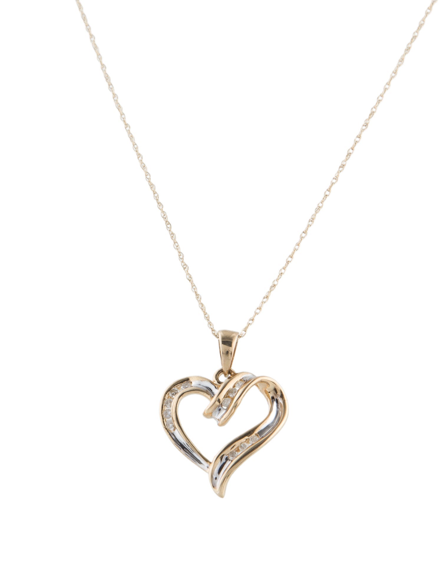 Necklace 10K Diamond Heart Pendant